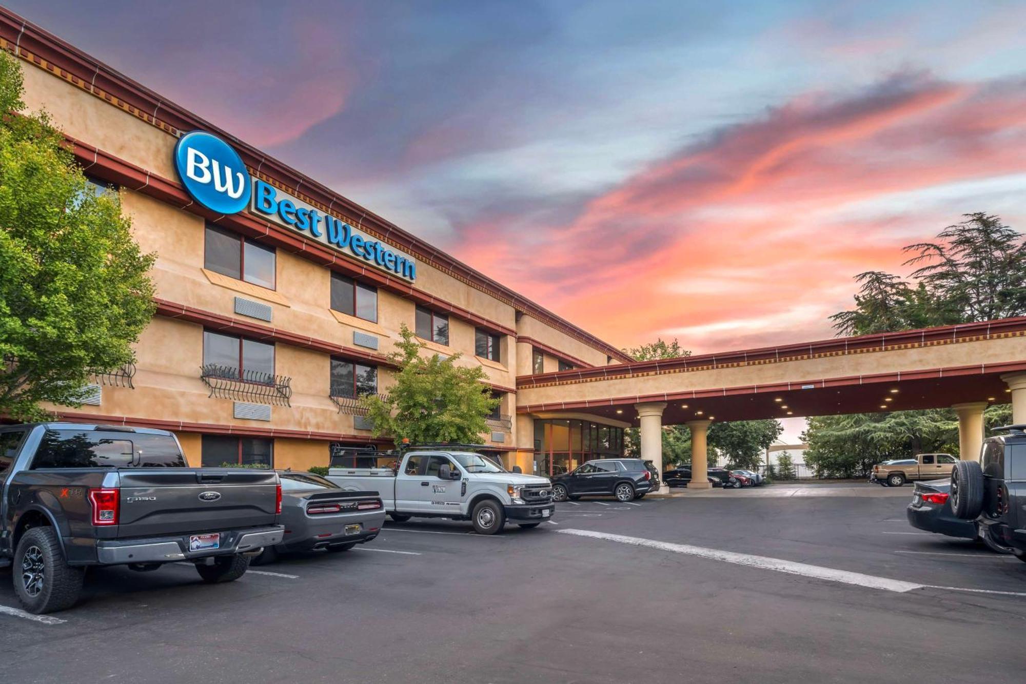 Best Western Heritage Inn Chico Bagian luar foto
